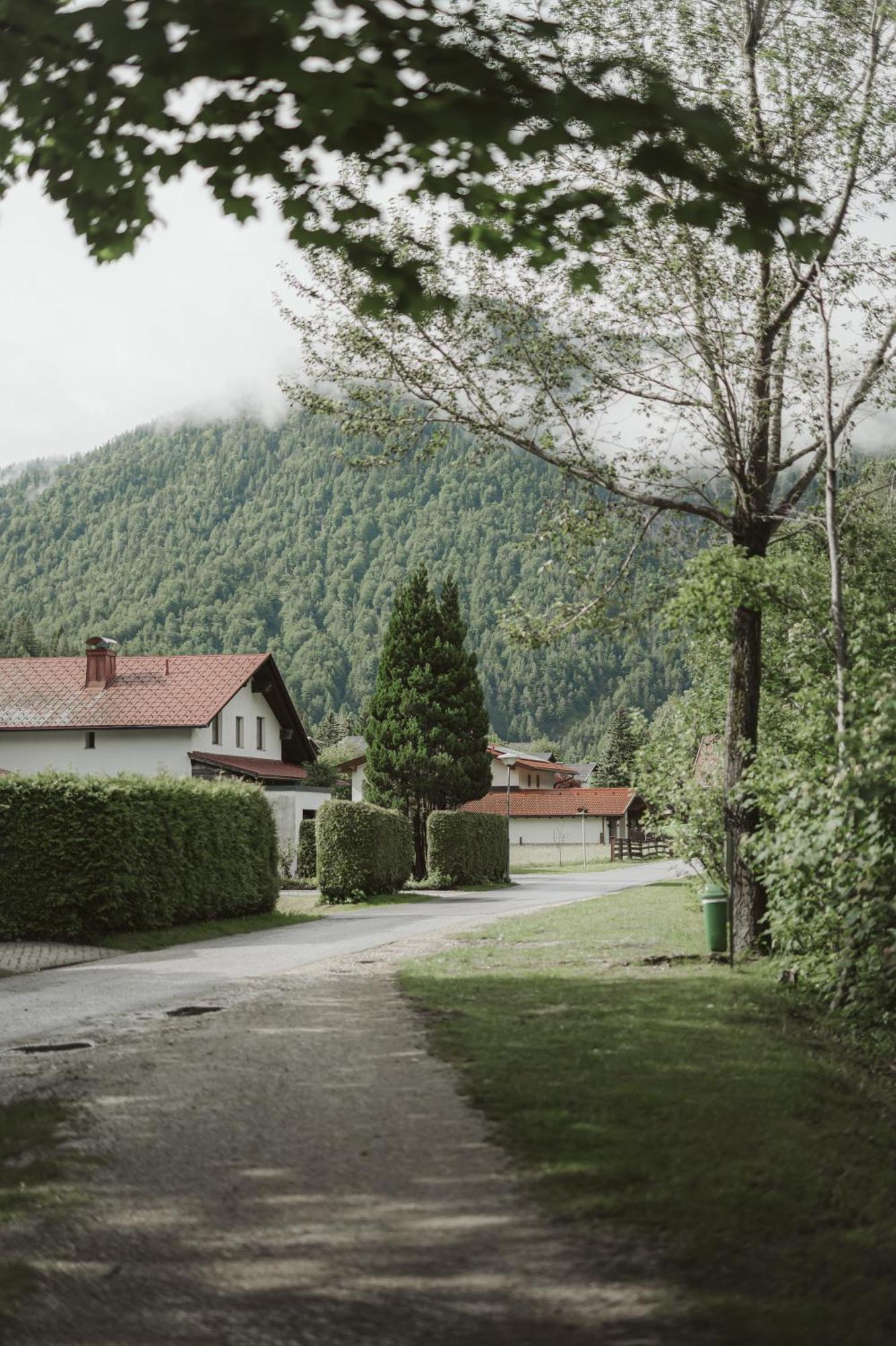 Ferienwohnung Lebe' Scharnitz Exterior foto